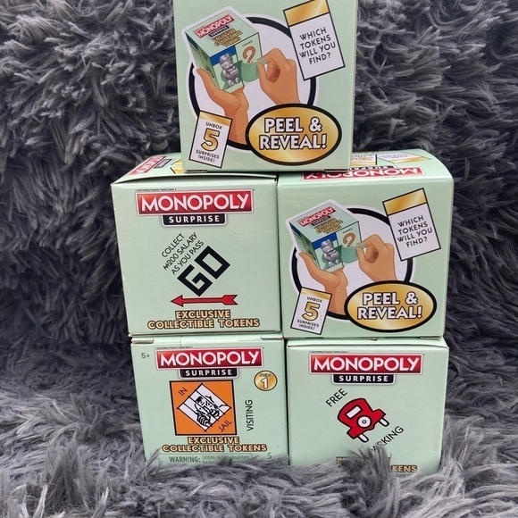 MONOPOLY Surprise Collectible Tokens Series 1. LOT OF 5 SEALED - Picture 1 of 1